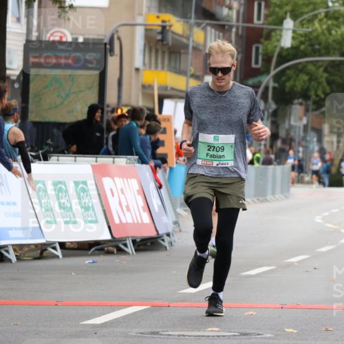 21.09.2025 - PSD Bank Halbmarathon Strokosch-Dieckow http://msf.ph/oto/8948388 21.09.2025 12:39:32 Ziel 2709, 2765, 3566, 3622, 3623 meine-sportfotos.de