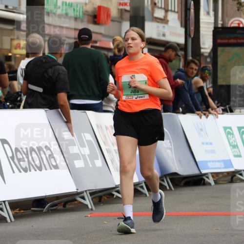 21.09.2025 - PSD Bank Halbmarathon Strokosch-Dieckow http://msf.ph/oto/8948398 21.09.2025 12:39:39 Ziel 2709, 3622 meine-sportfotos.de