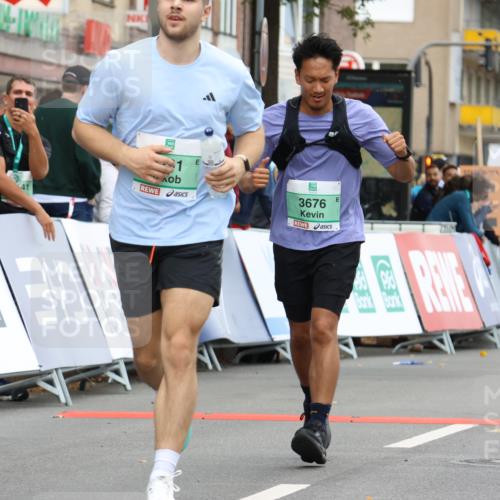 21.09.2025 - PSD Bank Halbmarathon Strokosch-Dieckow http://msf.ph/oto/8948466 21.09.2025 12:41:07 Ziel 1291, 1293, 1540, 3459, 3676 meine-sportfotos.de