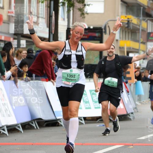 21.09.2025 - PSD Bank Halbmarathon Strokosch-Dieckow http://msf.ph/oto/8948476 21.09.2025 12:41:24 Ziel 1352, 1497, 3628 meine-sportfotos.de