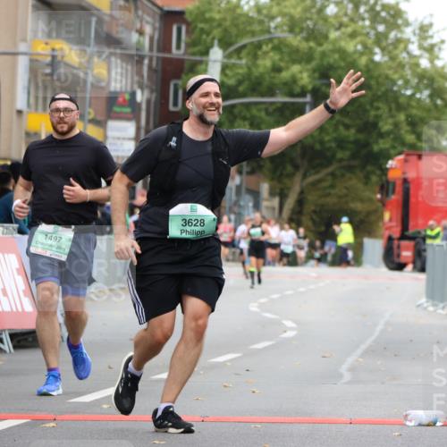 21.09.2025 - PSD Bank Halbmarathon Strokosch-Dieckow http://msf.ph/oto/8948484 21.09.2025 12:41:27 Ziel 1352, 1497, 3628 meine-sportfotos.de