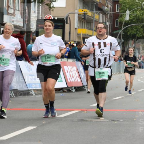 21.09.2025 - PSD Bank Halbmarathon Strokosch-Dieckow http://msf.ph/oto/8948540 21.09.2025 12:42:22 Ziel 3241, 3381, 3495, 3702 meine-sportfotos.de