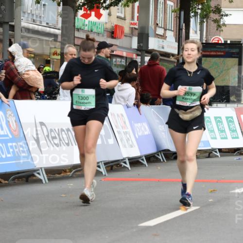21.09.2025 - PSD Bank Halbmarathon Strokosch-Dieckow http://msf.ph/oto/8948553 21.09.2025 12:42:31 Ziel 1300, 3241, 3381, 3495, 3537 meine-sportfotos.de