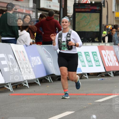 21.09.2025 - PSD Bank Halbmarathon Strokosch-Dieckow http://msf.ph/oto/8948567 21.09.2025 12:42:50 Ziel 1744, 3591 meine-sportfotos.de