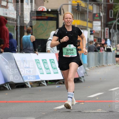21.09.2025 - PSD Bank Halbmarathon Strokosch-Dieckow http://msf.ph/oto/8948615 21.09.2025 12:43:19 Ziel 1155, 2279, 3569, 3750 meine-sportfotos.de