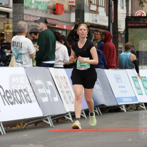 21.09.2025 - PSD Bank Halbmarathon Strokosch-Dieckow http://msf.ph/oto/8948616 21.09.2025 12:43:47 Ziel 3877 meine-sportfotos.de