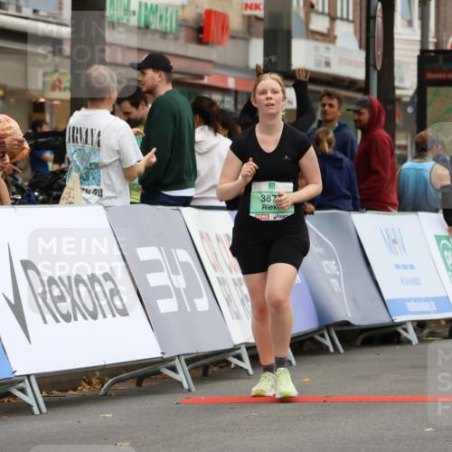 21.09.2025 - PSD Bank Halbmarathon Strokosch-Dieckow http://msf.ph/oto/8948619 21.09.2025 12:43:47 Ziel 3877 meine-sportfotos.de