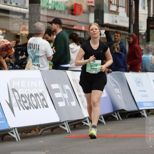 21.09.2025 - PSD Bank Halbmarathon Strokosch-Dieckow http://msf.ph/oto/8948621 21.09.2025 12:43:47 Ziel 3877 meine-sportfotos.de