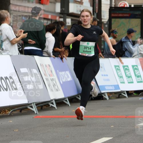 21.09.2025 - PSD Bank Halbmarathon Strokosch-Dieckow http://msf.ph/oto/8948642 21.09.2025 12:44:11 Ziel 1516, 3714, 3744 meine-sportfotos.de