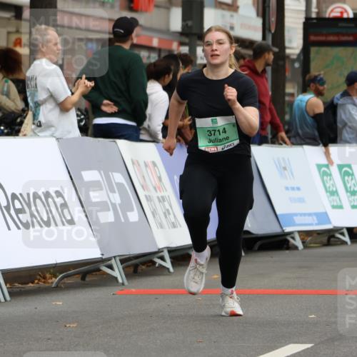 21.09.2025 - PSD Bank Halbmarathon Strokosch-Dieckow http://msf.ph/oto/8948645 21.09.2025 12:44:11 Ziel 1516, 3714, 3744 meine-sportfotos.de