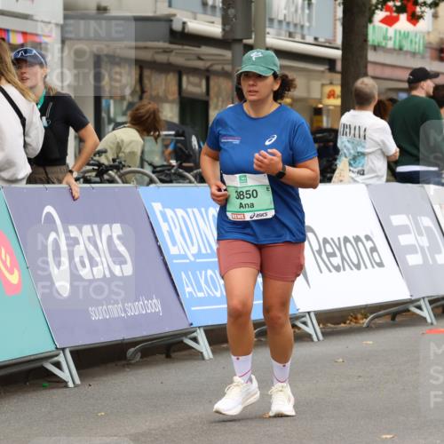 21.09.2025 - PSD Bank Halbmarathon Strokosch-Dieckow http://msf.ph/oto/8948678 21.09.2025 12:44:24 Ziel 1516, 3712, 3744, 3850 meine-sportfotos.de