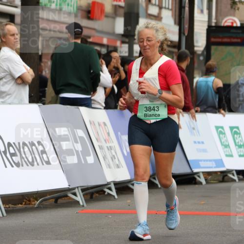 21.09.2025 - PSD Bank Halbmarathon Strokosch-Dieckow http://msf.ph/oto/8948702 21.09.2025 12:45:29 Ziel 3843 meine-sportfotos.de