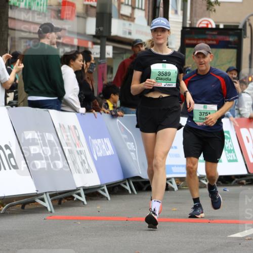 21.09.2025 - PSD Bank Halbmarathon Strokosch-Dieckow http://msf.ph/oto/8948727 21.09.2025 12:46:00 Ziel 1153, 3589, 3751 meine-sportfotos.de