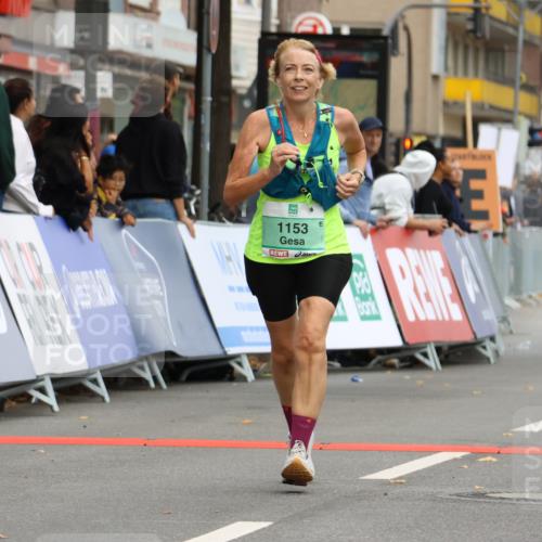 21.09.2025 - PSD Bank Halbmarathon Strokosch-Dieckow http://msf.ph/oto/8948740 21.09.2025 12:46:05 Ziel 1153, 3589, 3751 meine-sportfotos.de