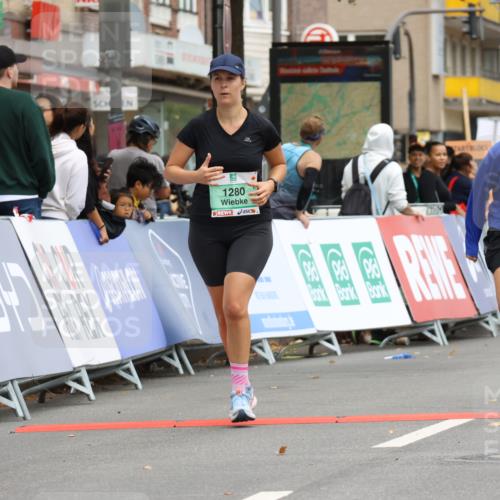 21.09.2025 - PSD Bank Halbmarathon Strokosch-Dieckow http://msf.ph/oto/8948798 21.09.2025 12:47:52 Ziel 1280, 1974, 3579 meine-sportfotos.de