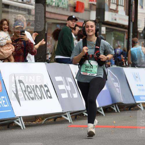 21.09.2025 - PSD Bank Halbmarathon Strokosch-Dieckow http://msf.ph/oto/8948813 21.09.2025 12:48:35 Ziel 3830, 3834 meine-sportfotos.de