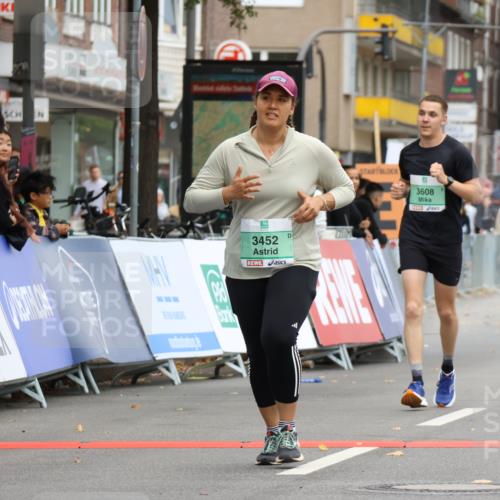 21.09.2025 - PSD Bank Halbmarathon Strokosch-Dieckow http://msf.ph/oto/8948828 21.09.2025 12:48:55 Ziel 3452, 3608, 3707 meine-sportfotos.de