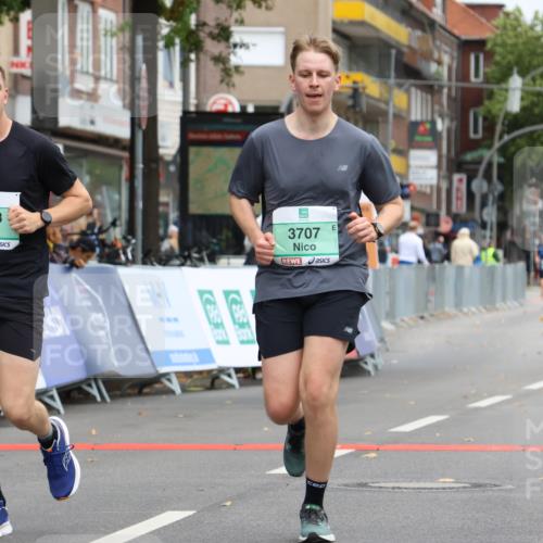 21.09.2025 - PSD Bank Halbmarathon Strokosch-Dieckow http://msf.ph/oto/8948839 21.09.2025 12:49:00 Ziel 3452, 3608, 3707 meine-sportfotos.de