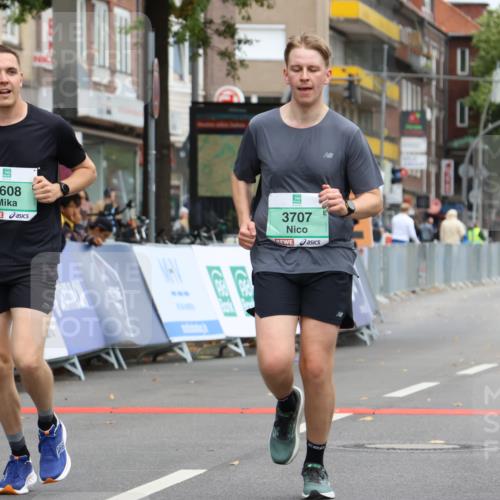 21.09.2025 - PSD Bank Halbmarathon Strokosch-Dieckow http://msf.ph/oto/8948840 21.09.2025 12:49:00 Ziel 3452, 3608, 3707 meine-sportfotos.de