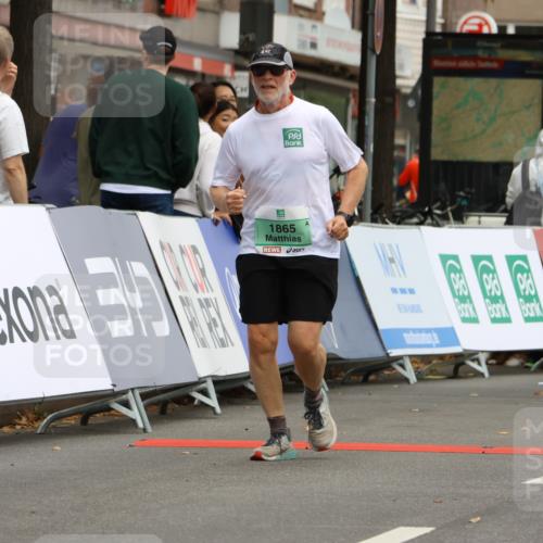 21.09.2025 - PSD Bank Halbmarathon Strokosch-Dieckow http://msf.ph/oto/8948882 21.09.2025 12:49:50 Ziel 1865, 3303, 3985, 3992 meine-sportfotos.de