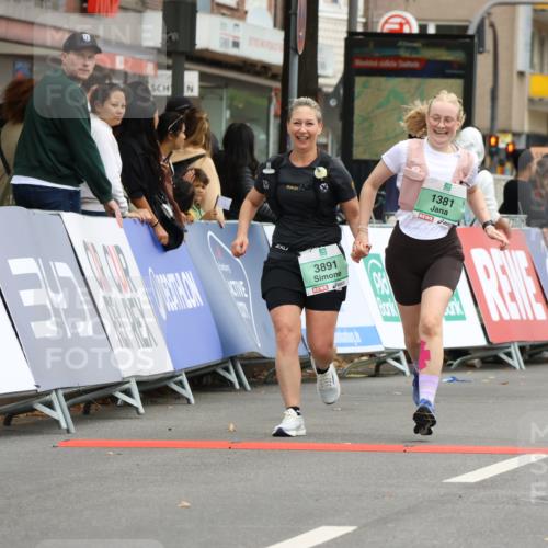 21.09.2025 - PSD Bank Halbmarathon Strokosch-Dieckow http://msf.ph/oto/8948932 21.09.2025 12:51:31 Ziel 1381, 3891 meine-sportfotos.de