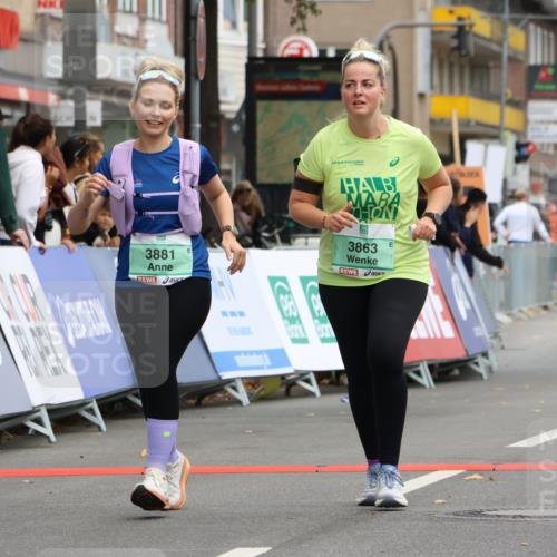 21.09.2025 - PSD Bank Halbmarathon Strokosch-Dieckow http://msf.ph/oto/8948997 21.09.2025 12:52:58 Ziel 3384, 3427, 3863, 3881 meine-sportfotos.de