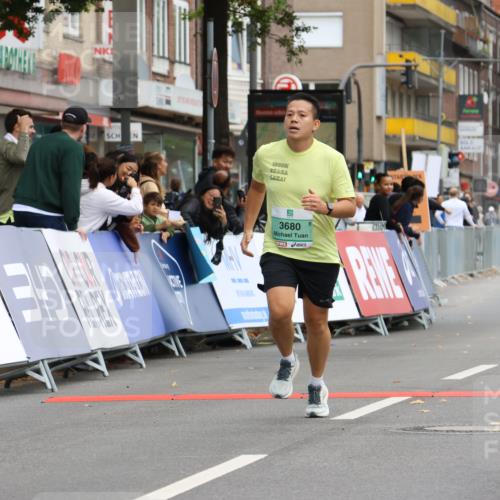 21.09.2025 - PSD Bank Halbmarathon Strokosch-Dieckow http://msf.ph/oto/8949022 21.09.2025 12:53:49 Ziel 3680 meine-sportfotos.de