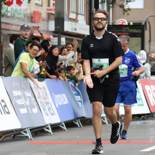 21.09.2025 - PSD Bank Halbmarathon Strokosch-Dieckow http://msf.ph/oto/8949037 21.09.2025 12:54:23 Ziel 1274, 3341, 3764, 3804, 3805 meine-sportfotos.de
