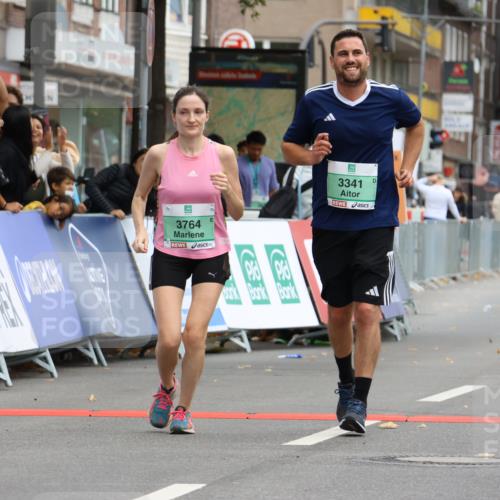 21.09.2025 - PSD Bank Halbmarathon Strokosch-Dieckow http://msf.ph/oto/8949049 21.09.2025 12:54:27 Ziel 1274, 3341, 3764, 3804, 3805 meine-sportfotos.de