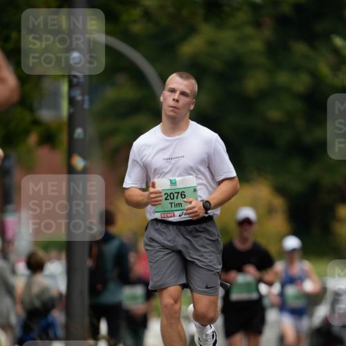 21.09.2025 - PSD Bank Halbmarathon Patografie http://msf.ph/oto/8949074 21.09.2025 09:56:42 Laufen 2076 meine-sportfotos.de