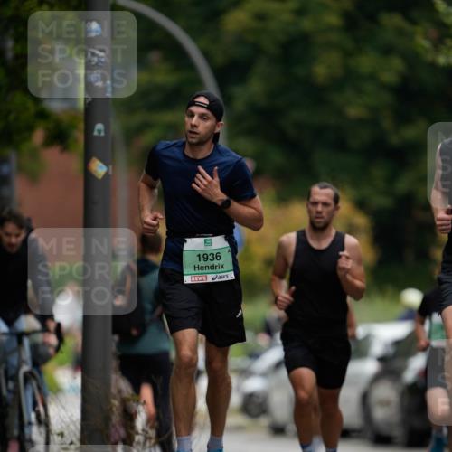 21.09.2025 - PSD Bank Halbmarathon Patografie http://msf.ph/oto/8949082 21.09.2025 09:58:05 Laufen 1936 meine-sportfotos.de