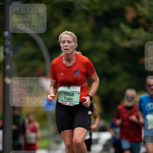 21.09.2025 - PSD Bank Halbmarathon Patografie http://msf.ph/oto/8949141 21.09.2025 10:09:30 Laufen 1368 meine-sportfotos.de