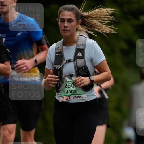 21.09.2025 - PSD Bank Halbmarathon Patografie http://msf.ph/oto/8949158 21.09.2025 10:15:27 Laufen 250 meine-sportfotos.de