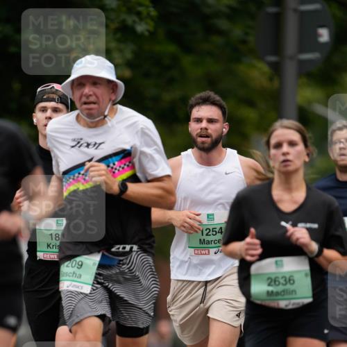 21.09.2025 - PSD Bank Halbmarathon Patografie http://msf.ph/oto/8949164 21.09.2025 10:15:53 Laufen 18, 209, 1254, 2636 meine-sportfotos.de