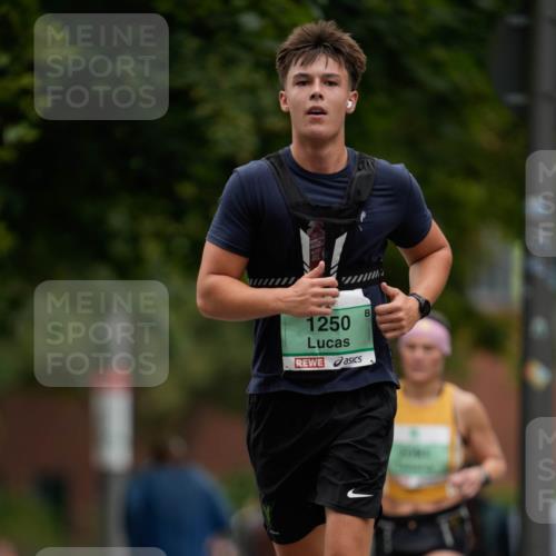 21.09.2025 - PSD Bank Halbmarathon Patografie http://msf.ph/oto/8949316 21.09.2025 10:13:13 Laufen 1250 meine-sportfotos.de
