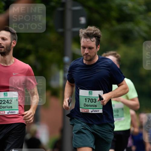 21.09.2025 - PSD Bank Halbmarathon Patografie http://msf.ph/oto/8949344 21.09.2025 10:17:51 Laufen 2242, 1703 meine-sportfotos.de