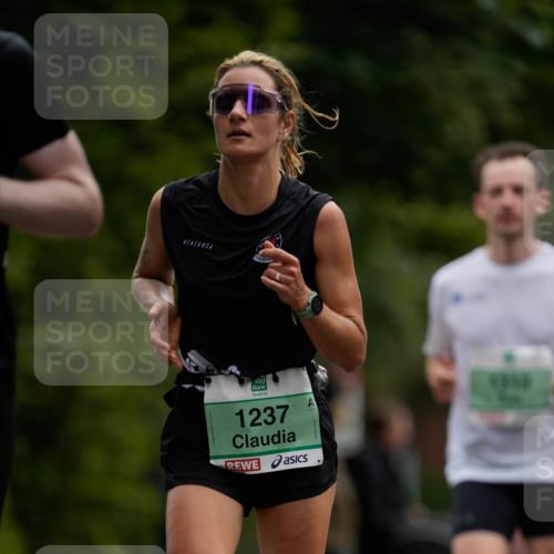 21.09.2025 - PSD Bank Halbmarathon Patografie http://msf.ph/oto/8949384 21.09.2025 09:51:10 Laufen 1237 meine-sportfotos.de