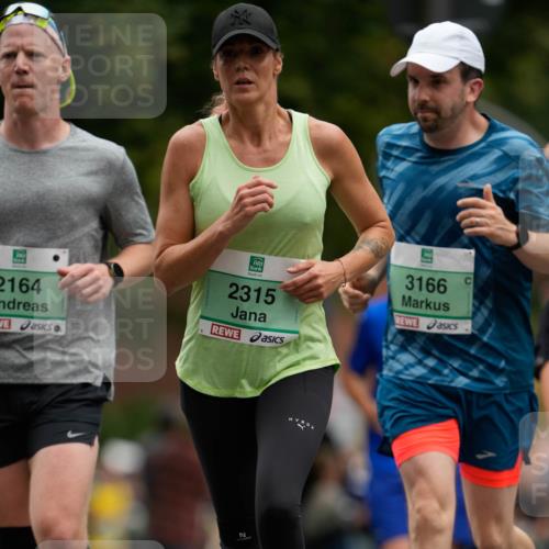 21.09.2025 - PSD Bank Halbmarathon Patografie http://msf.ph/oto/8949536 21.09.2025 10:19:06 Laufen 2164, 2315, 3166, 2 meine-sportfotos.de