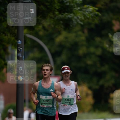 21.09.2025 - PSD Bank Halbmarathon Patografie http://msf.ph/oto/8949566 21.09.2025 09:44:21 Laufen 1830, 1305 meine-sportfotos.de