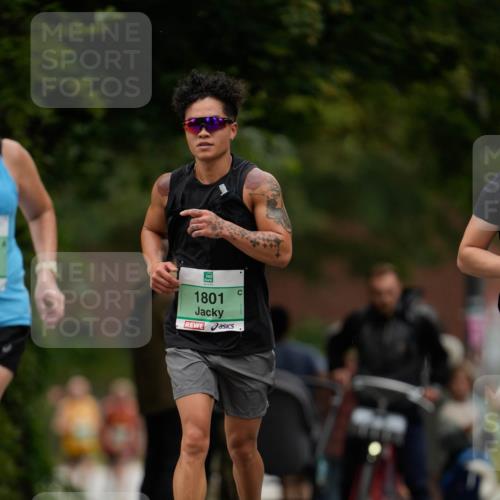 21.09.2025 - PSD Bank Halbmarathon Patografie http://msf.ph/oto/8949638 21.09.2025 10:05:06 Laufen 1801 meine-sportfotos.de