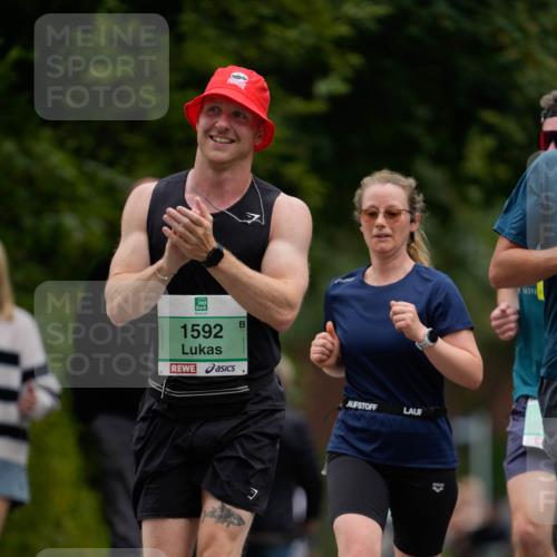 21.09.2025 - PSD Bank Halbmarathon Patografie http://msf.ph/oto/8949654 21.09.2025 10:07:36 Laufen 1592 meine-sportfotos.de