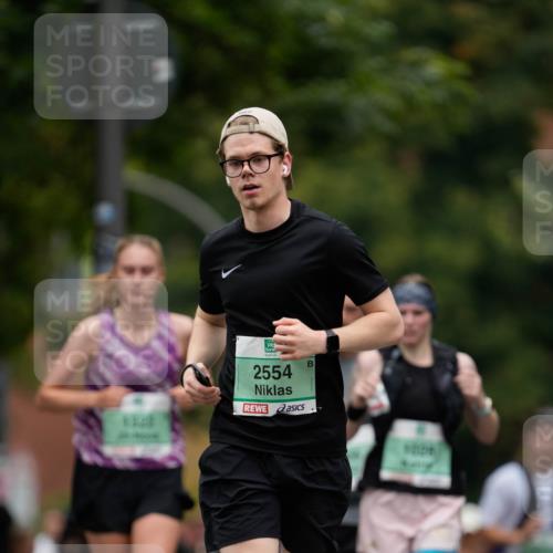 21.09.2025 - PSD Bank Halbmarathon Patografie http://msf.ph/oto/8949718 21.09.2025 10:17:54 Laufen 2554 meine-sportfotos.de
