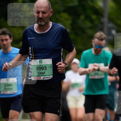 21.09.2025 - PSD Bank Halbmarathon Patografie http://msf.ph/oto/8949733 21.09.2025 10:19:46 Laufen 23010, 1093 meine-sportfotos.de