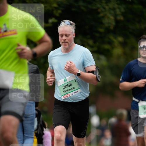 21.09.2025 - PSD Bank Halbmarathon Patografie http://msf.ph/oto/8949783 21.09.2025 10:14:22 Laufen 2066, 24 meine-sportfotos.de