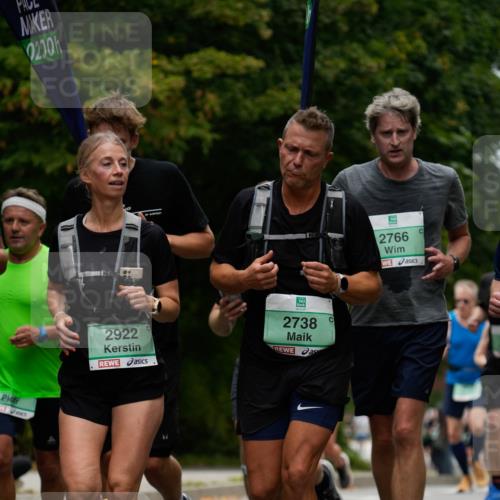 21.09.2025 - PSD Bank Halbmarathon Patografie http://msf.ph/oto/8949827 21.09.2025 10:22:05 Laufen 0200, 2922, 2738, 2766 meine-sportfotos.de