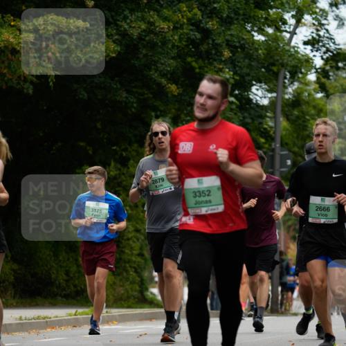 21.09.2025 - PSD Bank Halbmarathon Patografie http://msf.ph/oto/8949829 21.09.2025 10:22:10 Laufen 3175, 2879, 3352, 2666 meine-sportfotos.de