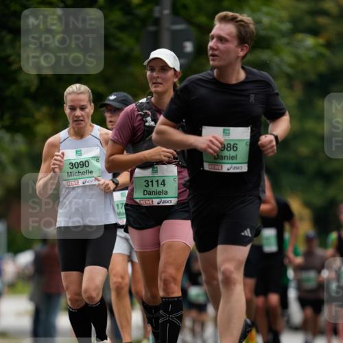 21.09.2025 - PSD Bank Halbmarathon Patografie http://msf.ph/oto/8949839 21.09.2025 10:22:27 Laufen 3090, 3114, 17, 986 meine-sportfotos.de