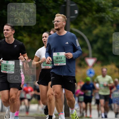 21.09.2025 - PSD Bank Halbmarathon Patografie http://msf.ph/oto/8949862 21.09.2025 10:23:34 Laufen 2457, 2612, 3 meine-sportfotos.de