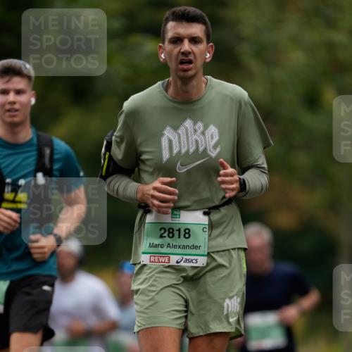 21.09.2025 - PSD Bank Halbmarathon Patografie http://msf.ph/oto/8949959 21.09.2025 10:27:06 Laufen 600, 2818 meine-sportfotos.de