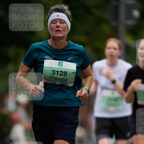 21.09.2025 - PSD Bank Halbmarathon Patografie http://msf.ph/oto/8950067 21.09.2025 10:31:36 Laufen 3128 meine-sportfotos.de